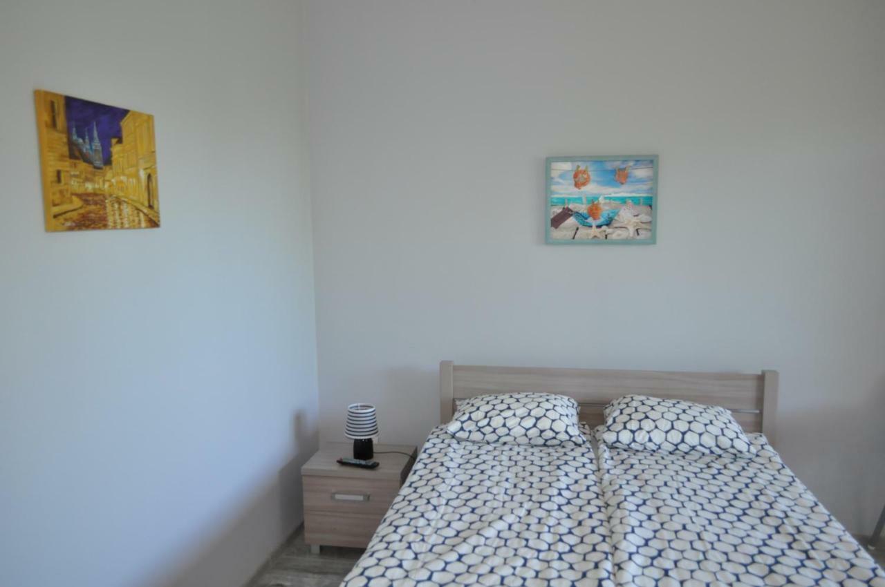 Apartament Wrzos Dziwnówek Exteriör bild